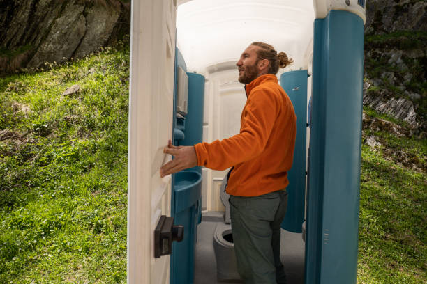 Best Portable restroom trailer rental  in Oroville East, CA
